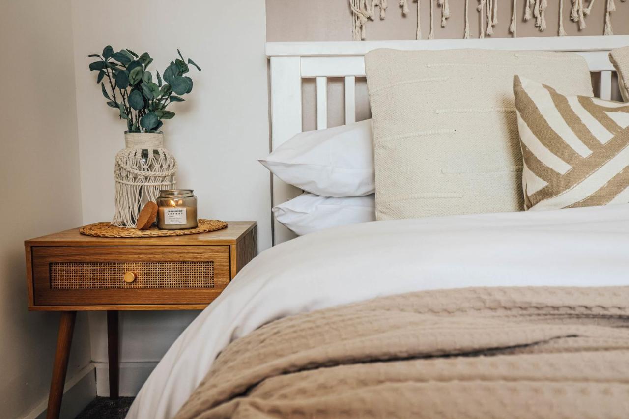 Principality View Apartment Two, By Solace Stays Cardiff Buitenkant foto