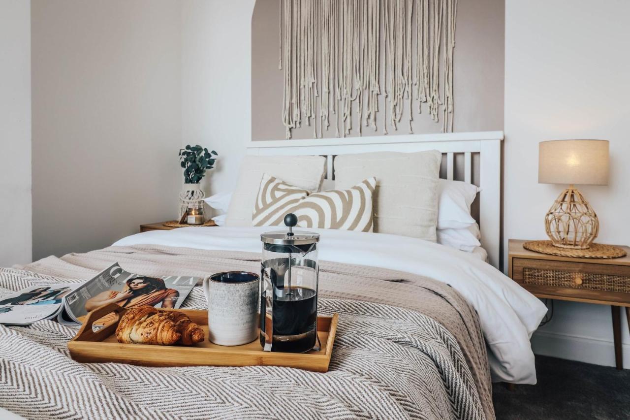 Principality View Apartment Two, By Solace Stays Cardiff Buitenkant foto