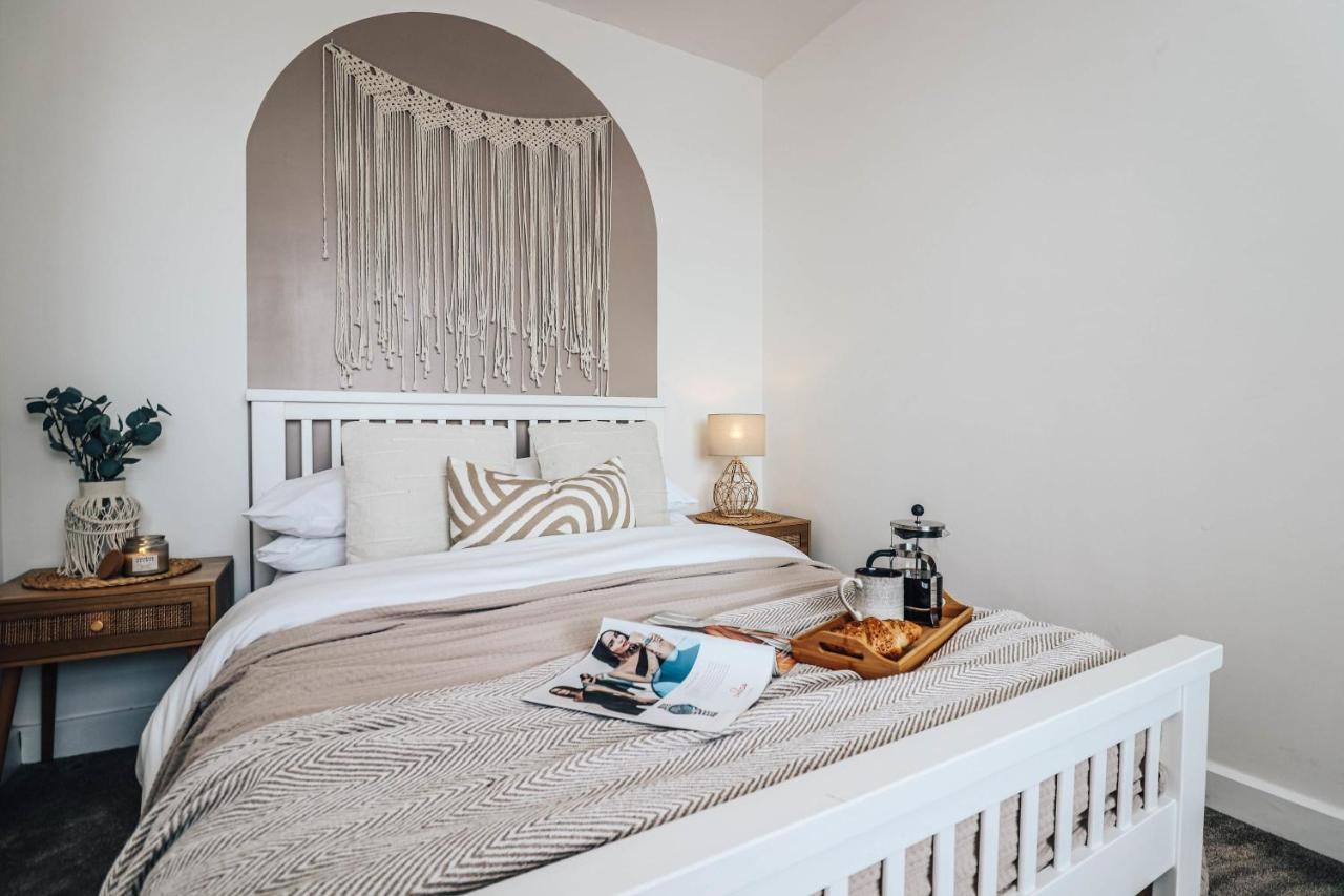 Principality View Apartment Two, By Solace Stays Cardiff Buitenkant foto