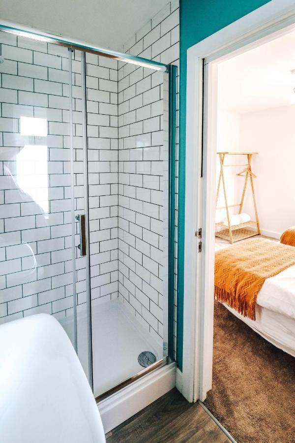 Principality View Apartment Two, By Solace Stays Cardiff Buitenkant foto