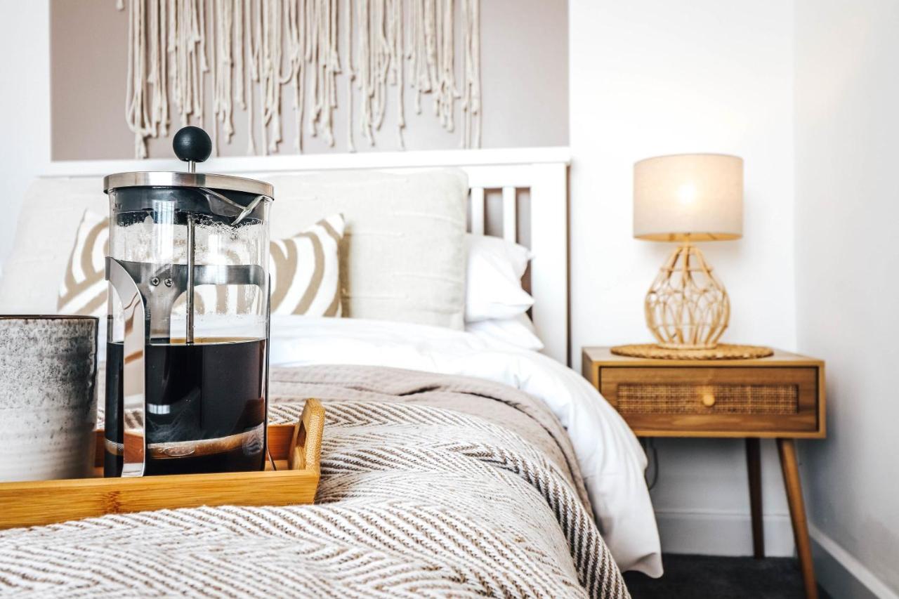 Principality View Apartment Two, By Solace Stays Cardiff Buitenkant foto