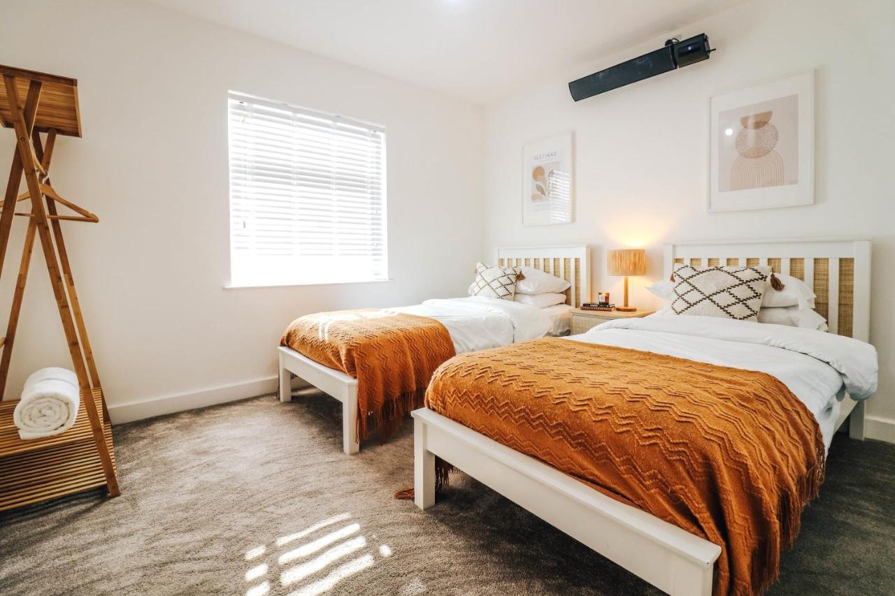 Principality View Apartment Two, By Solace Stays Cardiff Buitenkant foto