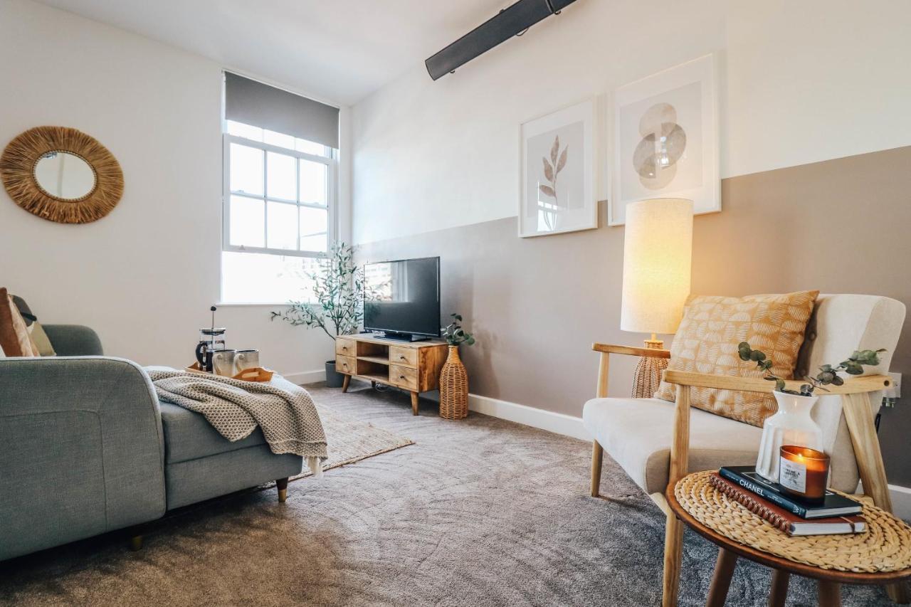Principality View Apartment Two, By Solace Stays Cardiff Buitenkant foto