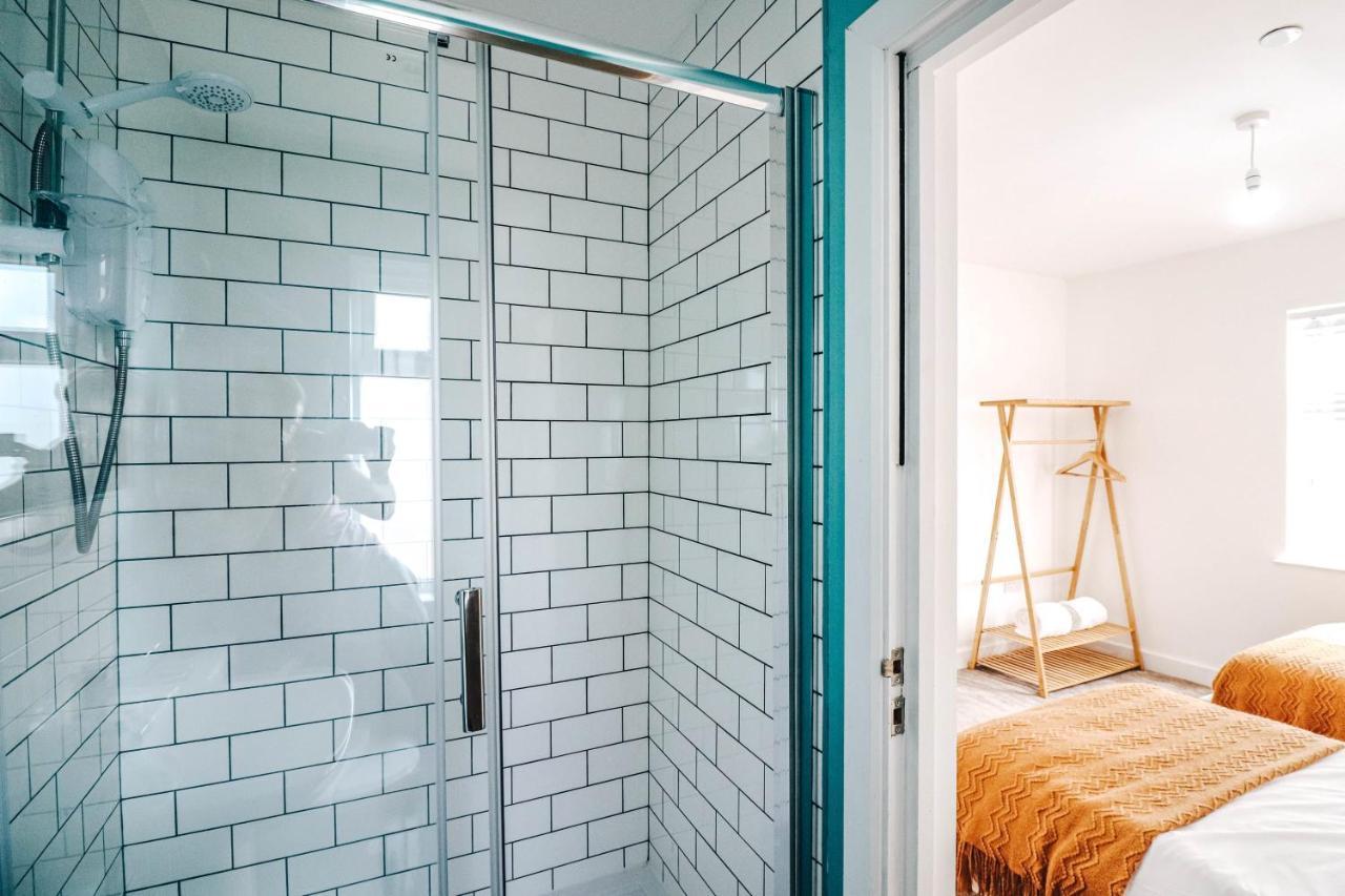 Principality View Apartment Two, By Solace Stays Cardiff Buitenkant foto