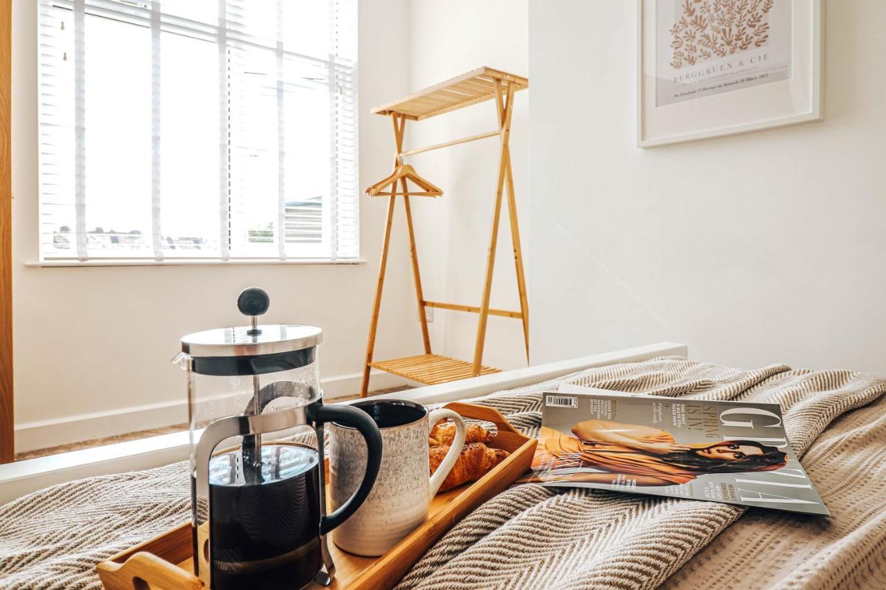 Principality View Apartment Two, By Solace Stays Cardiff Buitenkant foto