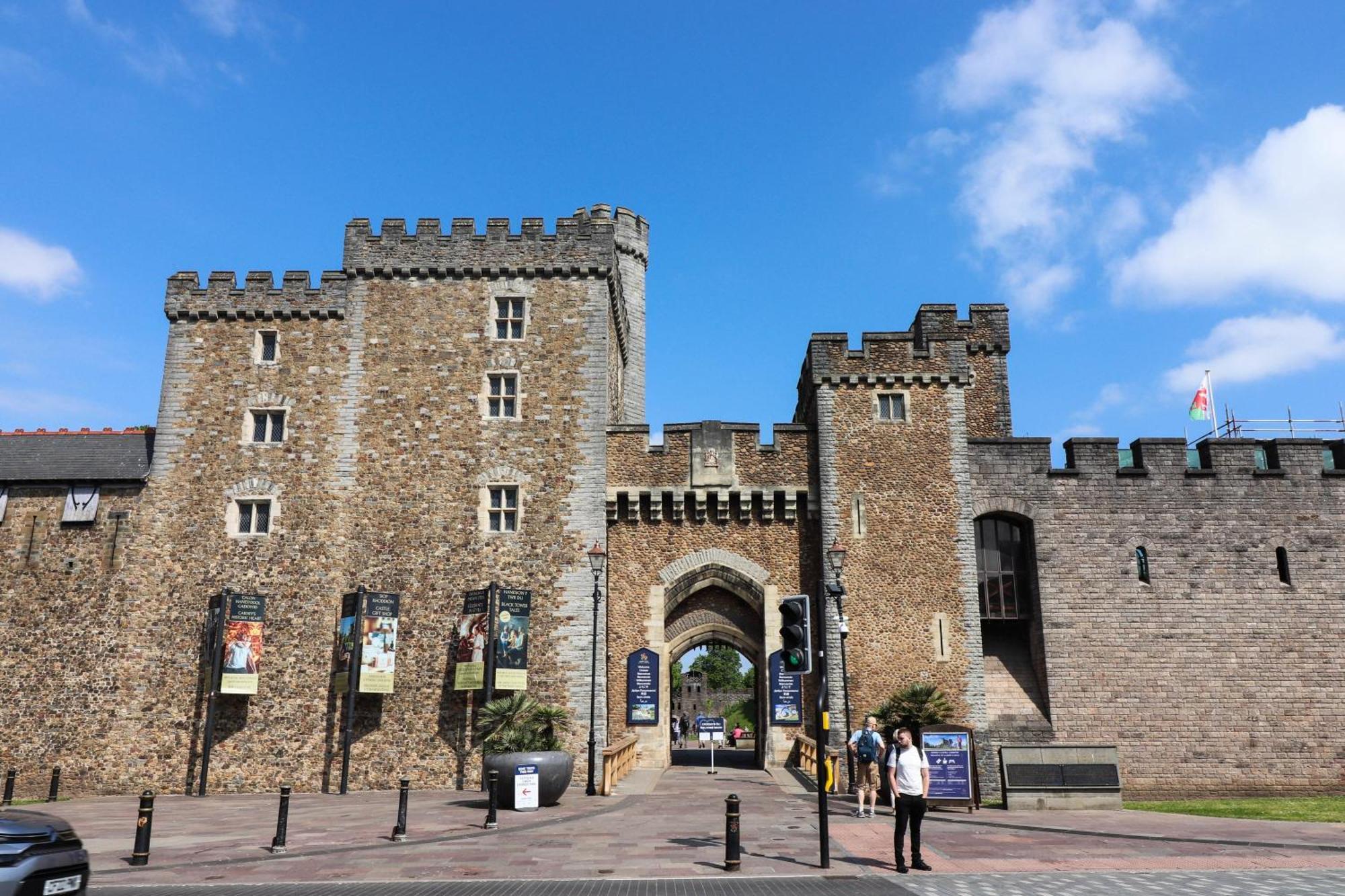 Principality View Apartment Two, By Solace Stays Cardiff Buitenkant foto